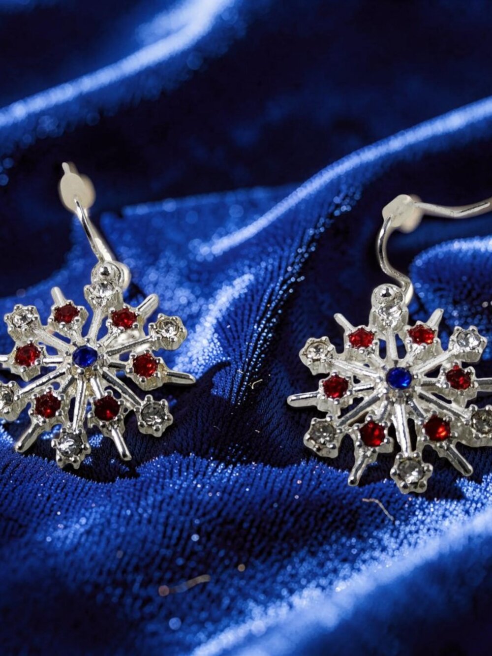 vintage red/silver and blue snowflake drop ear wire earrings